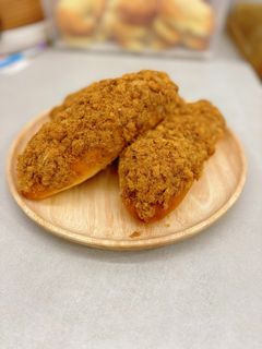 A picture of Pork Floss Buns 🥖.