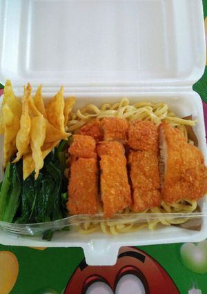 Foto resep Mie yamin ayam katsu