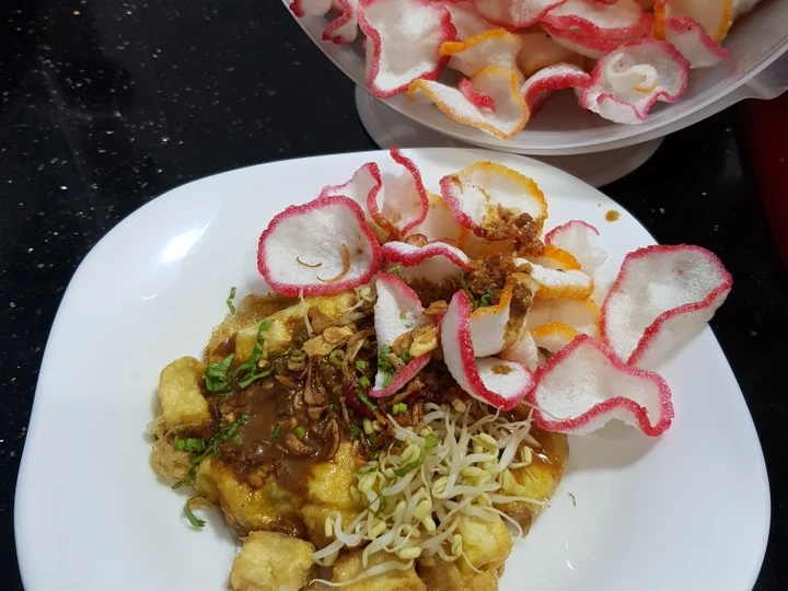 Cara Mudah Membuat Resep Tahu Tek (Tahu Telur bumbu kacang) yang Bisa Manjain Lidah Anti Ribet, Mantap