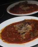 Codillo precocinado con salsa de tomate
