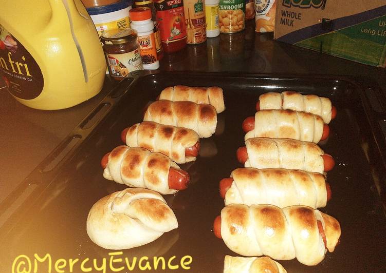 Recipe of Speedy Sausage bread rolls/ Chinese hotdog buns