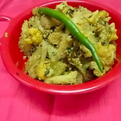 A picture of Cauliflower stir fry.
