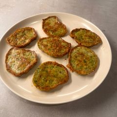 A picture of Courgette and feta fritters.
