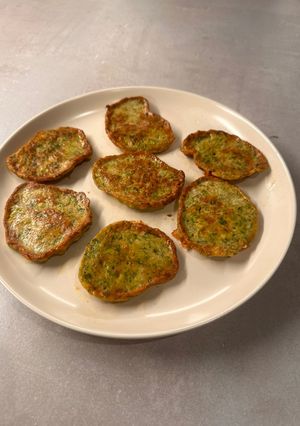A picture of Courgette and feta fritters.