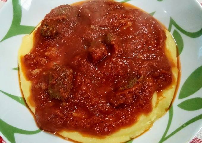 Polenta al ragù di cinghiale