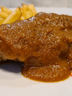 Una foto de Carrilleras en salsa de calabaza y setas