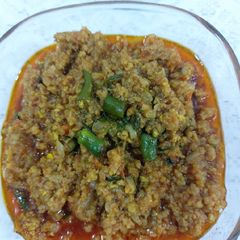 A picture of Mutton mince onion masala.