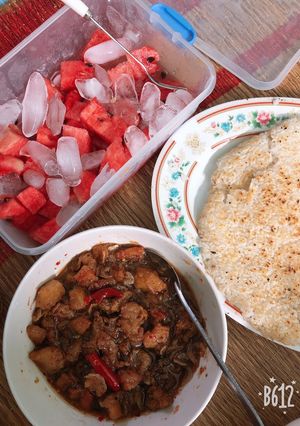 Hình của món Cơm cháy kho quẹt.