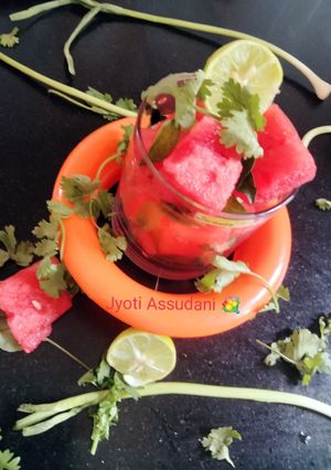 A picture of Watermelon 🍉🍉🍉🍉😀🍉 salsa.