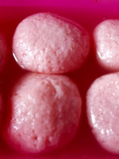Pink Rasagulla (Pink Rasagulla recipe in tamil) செய்முறை முக்கிய புகைப்படம்