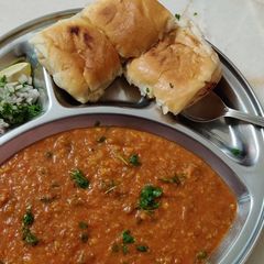 A picture of Pav bhaji in Pressure cooker.