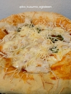 Foto resep Mixed Stuffed Crust Chicken Pizza