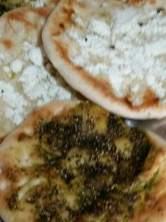 صورة لوصفة مناقيش بالزعتر والجبنة