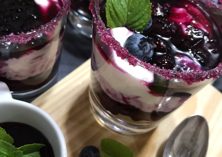 🍃 Cheesecake con coulis de arándanos🍃