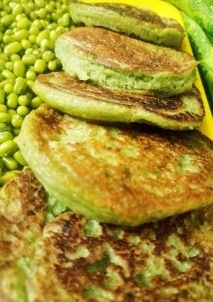 મગ ના ચીલા(Moong Chila Recipe In Gujarati) રેસીપી મુખ્ય ફોટો