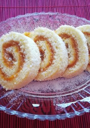 Egyszerű piskótatekercs recept fotója
