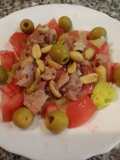 Una foto de Ensalada de hígado de bacalao