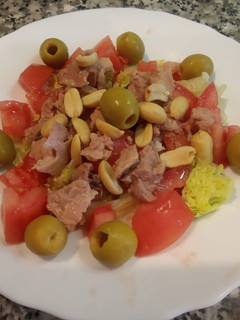 Una foto de Ensalada de hígado de bacalao