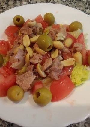 Una foto de Ensalada de hígado de bacalao