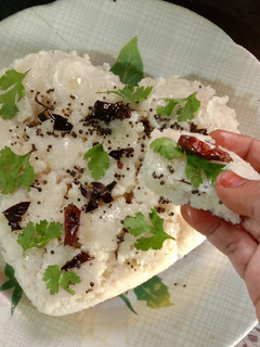 चावल के आटे का ढोकला (Chawal ke aate ka dhokla recipe in Hindi) रेसिपी मुख्य फोटो