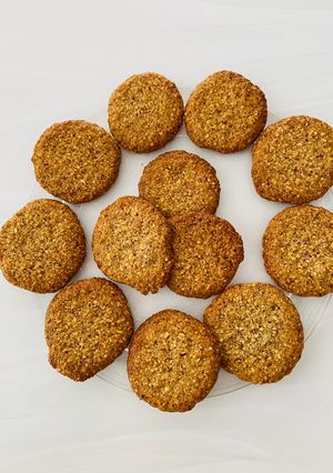A picture of Lace Cookies.