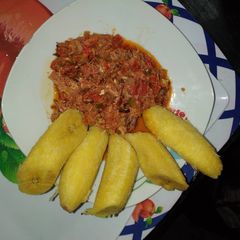 A picture of Boil plantain with fish sauce.