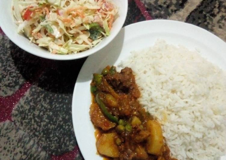 White rice with beef and potato soup and creamy salad