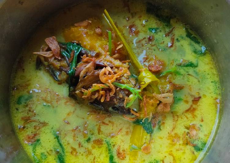 Bahan Menyiapkan Labu ikan asap yang Enak Banget