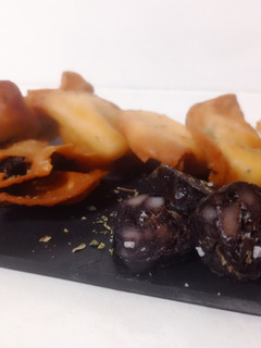 Una foto de Samosas de morcilla de berenjena Thermomix
