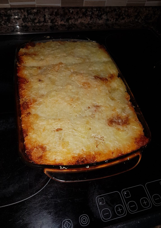 Una foto de Pastel de patatas y carne