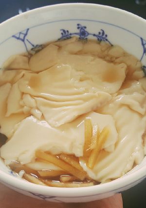 Hình của món Tàu hủ nước đường (lạnh).