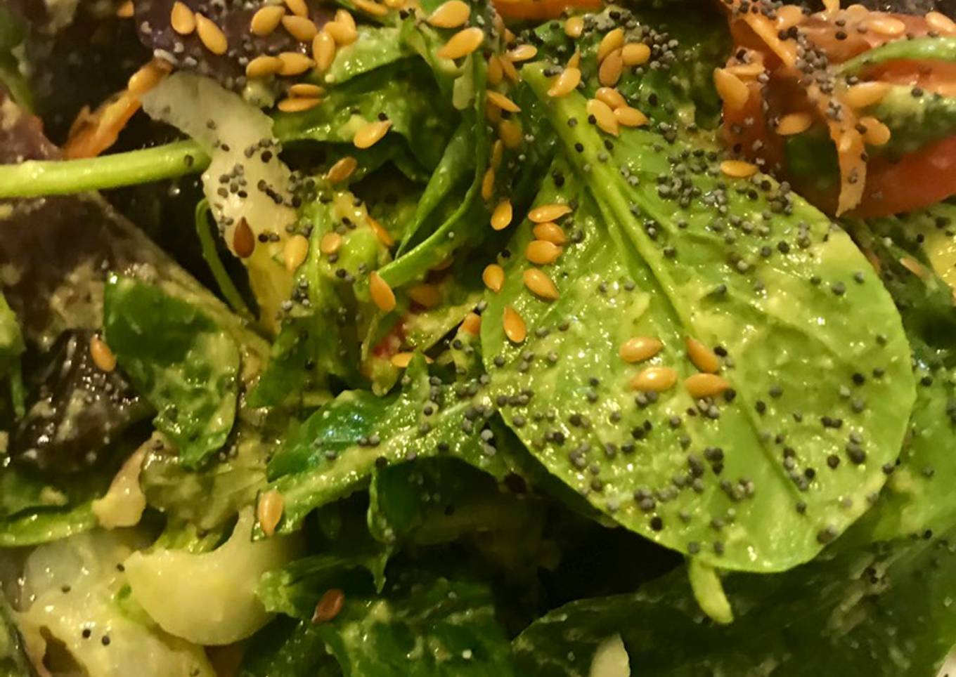 Ensalada de bacalao, aguacate y manzana