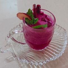 A picture of Dragon Fruit & Plum Fasting Cooler.
