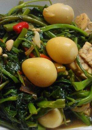 Foto resep Tumis Kangkung Telur Puyuh