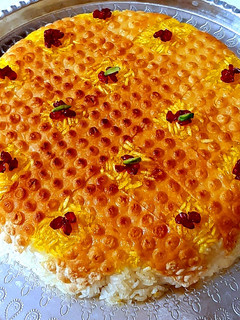 عکسی از دستور تهدیگ نان چهارخونه ای