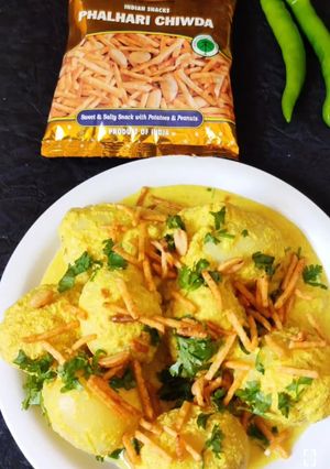 ફરાળી આલુ ભેળ (Farali Aloo Bhel Recipe In Gujarati) રેસીપી મુખ્ય ફોટો