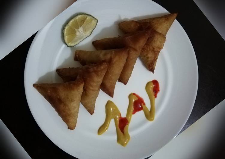 Recipe of Homemade Veggie samosa