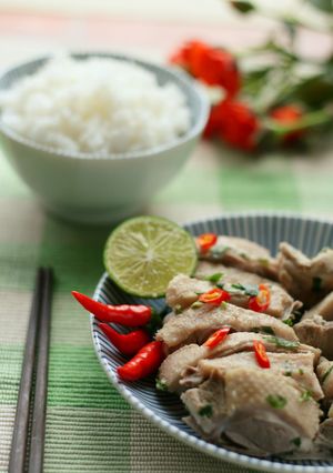 Hình của món Vịt luộc tẩm ướp lạ miệng .