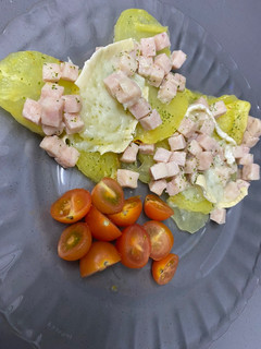 Una foto de Patata con pavo y queso de rulo de Cabra con Lékué