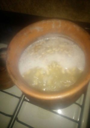 Una foto de Frijoles cocidos sencillo