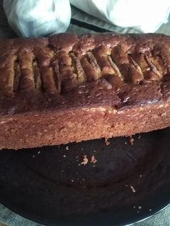 Una foto de Budín de manzana. Súper fácil elaboración =)