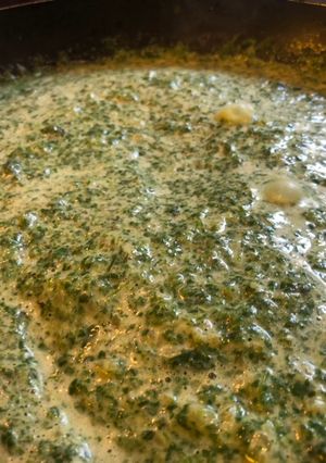 Una foto de Salsa / Crema de espinacas