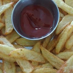 A picture of French fries.