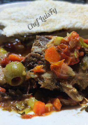 Una foto de Lengua en guiso LuisFy