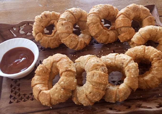 Recipe of Ultimate Crispy Ring samosa