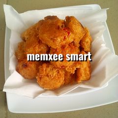 A picture of Yam fritters.