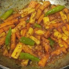 A picture of Quick Carrot mooli pickle.