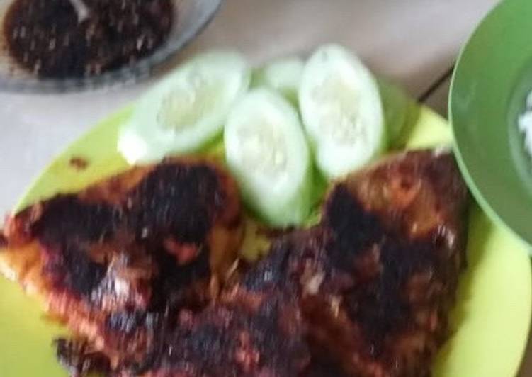 Langkah Mudah untuk Membuat Ikan bakar teflon ala 😘 Lezat