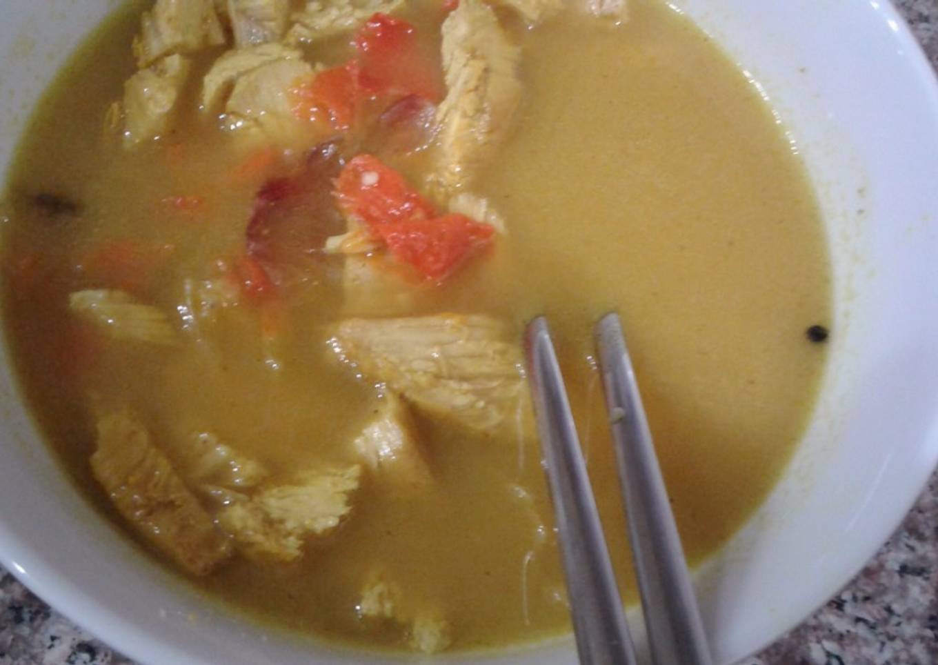 Soto Ayam kuah  Kuning Santan