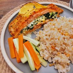 A picture of Spinach Stuffed Salmon.